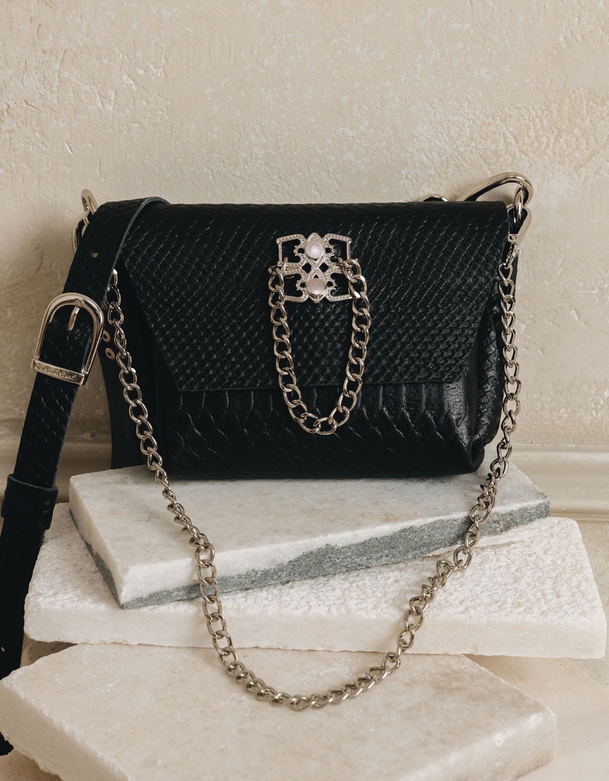 Individual Art Leather Don’t stop the dance bag black nickel