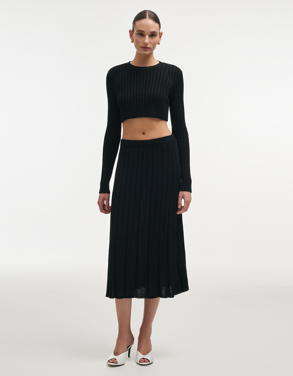 Nadia Rapti Femme knitted crop top black