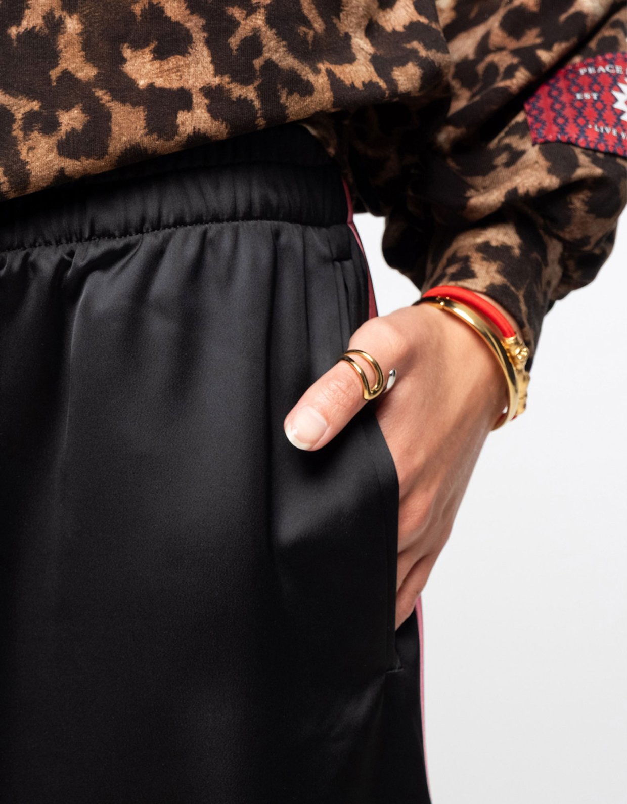 Peace and Chaos Fern pants black