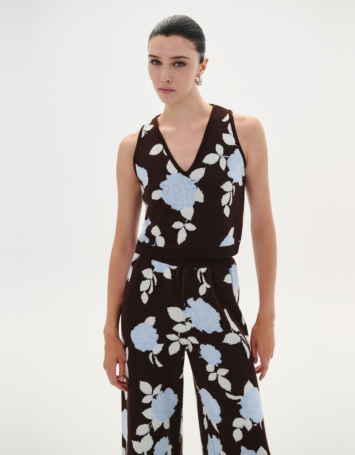 Combos Knitwear Floral printed knit pants