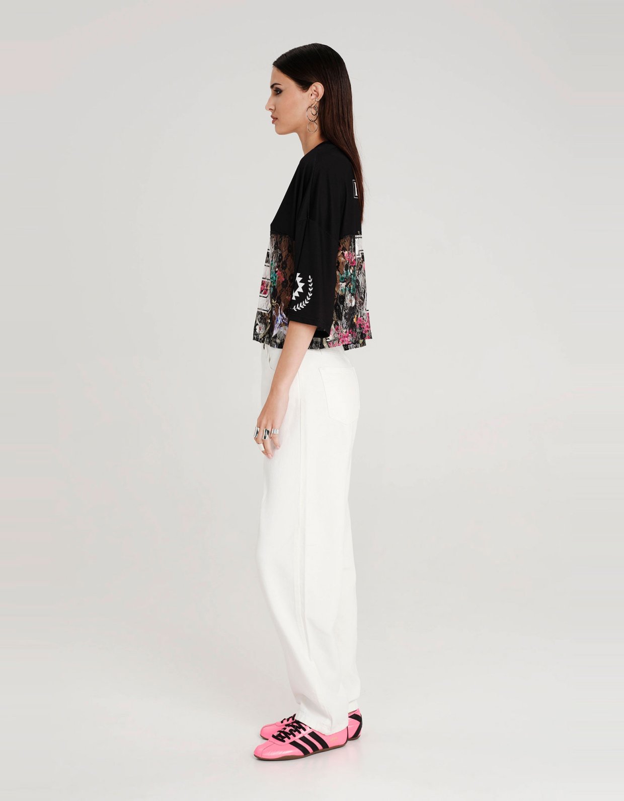 Peace and Chaos Flowercore lace top