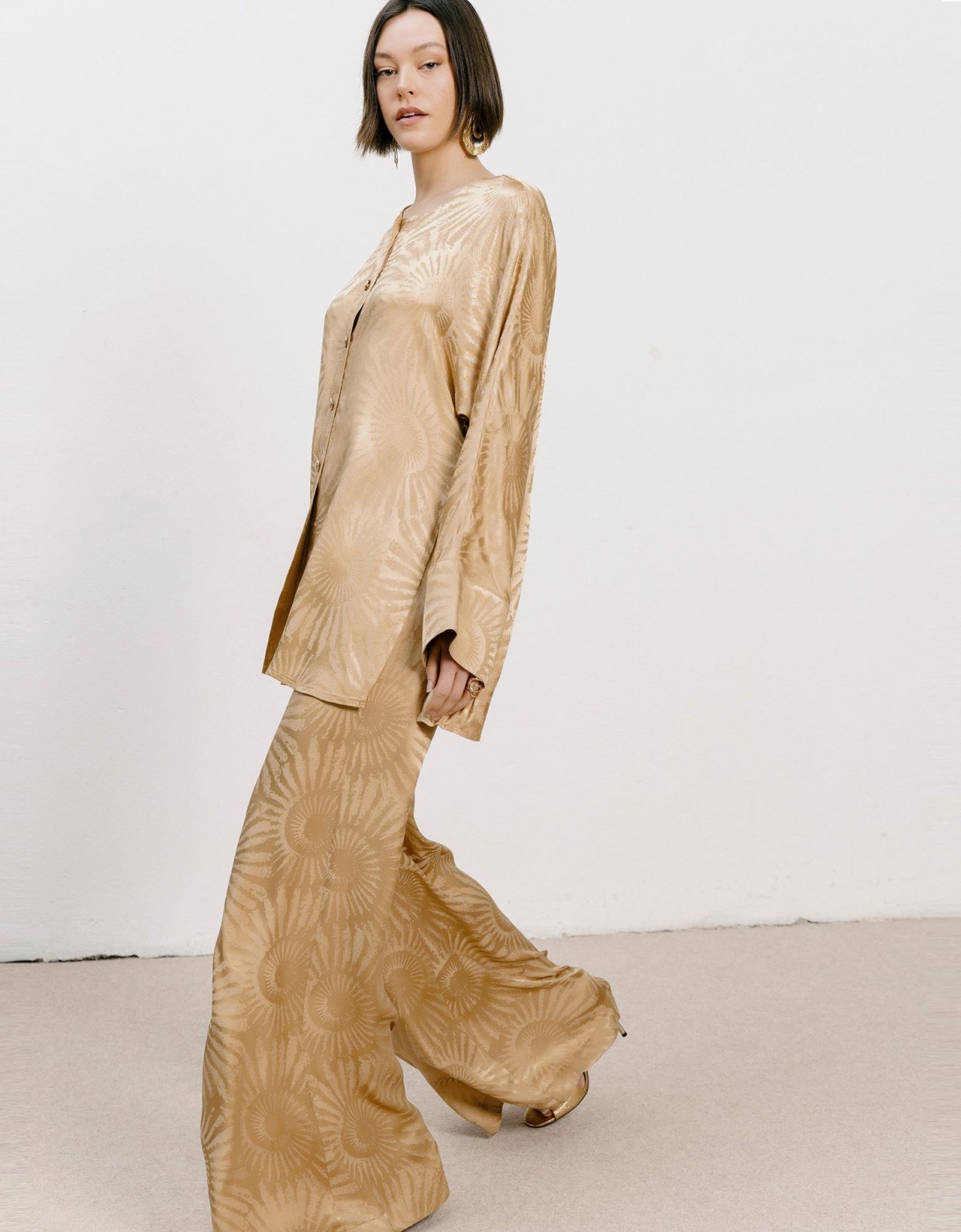 Georgia Sini Golden trousers gold