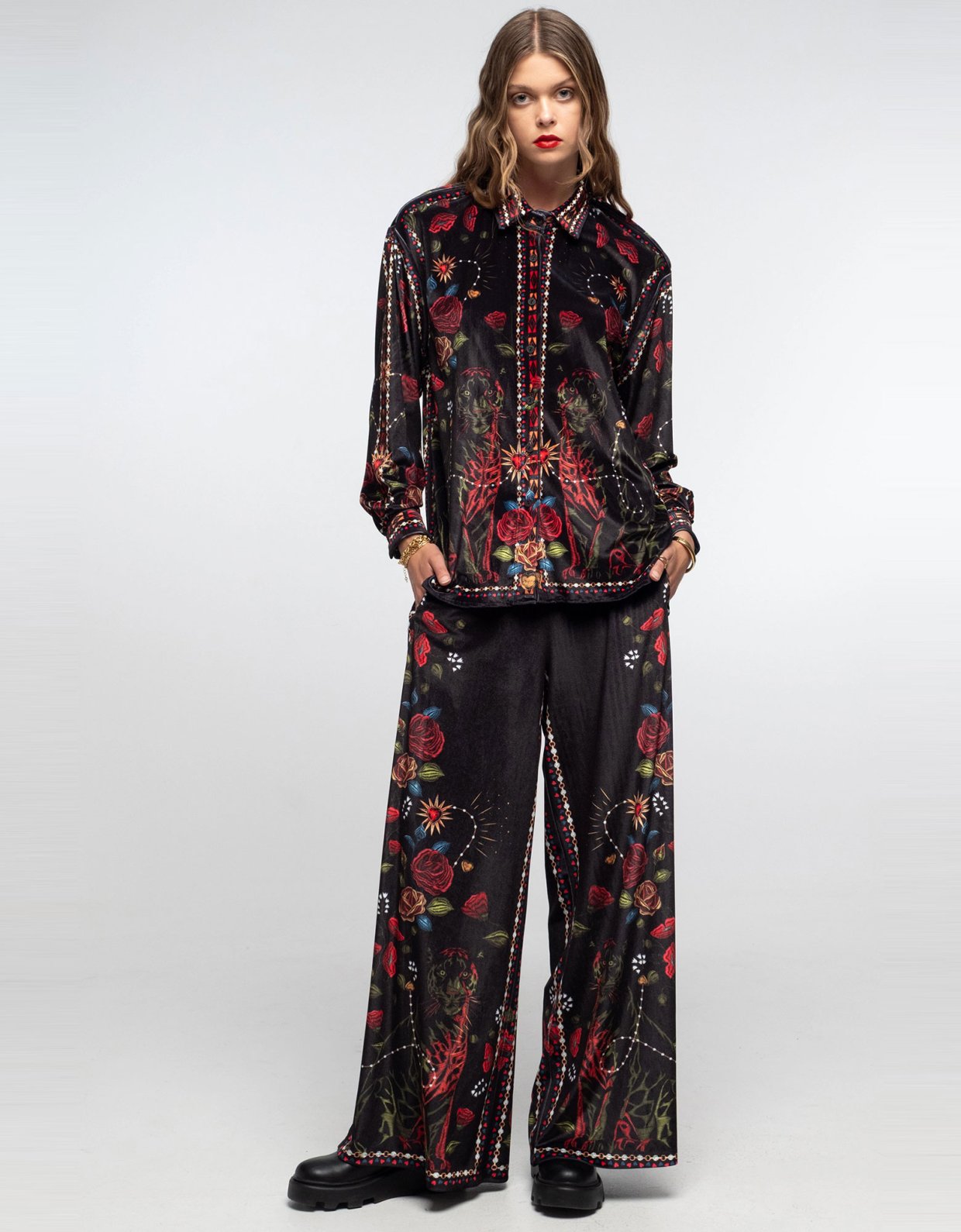 Peace and Chaos Heirloom velvet top