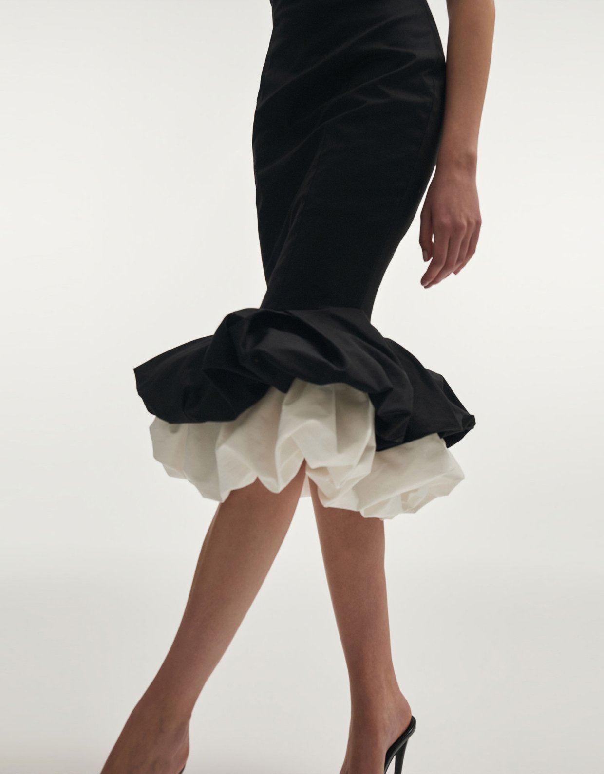Nadia Rapti Hibiscus cocktail dress black/white
