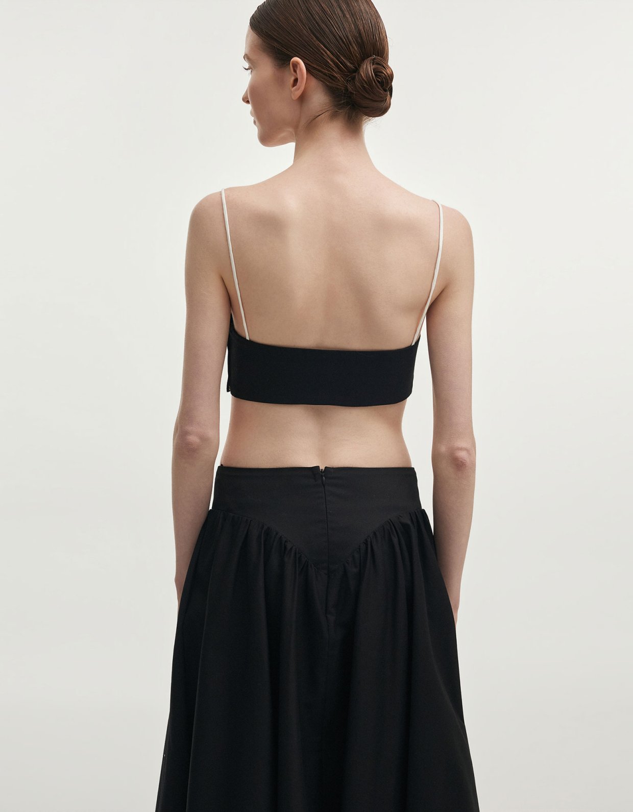 Nadia Rapti Hibiscus top black/white