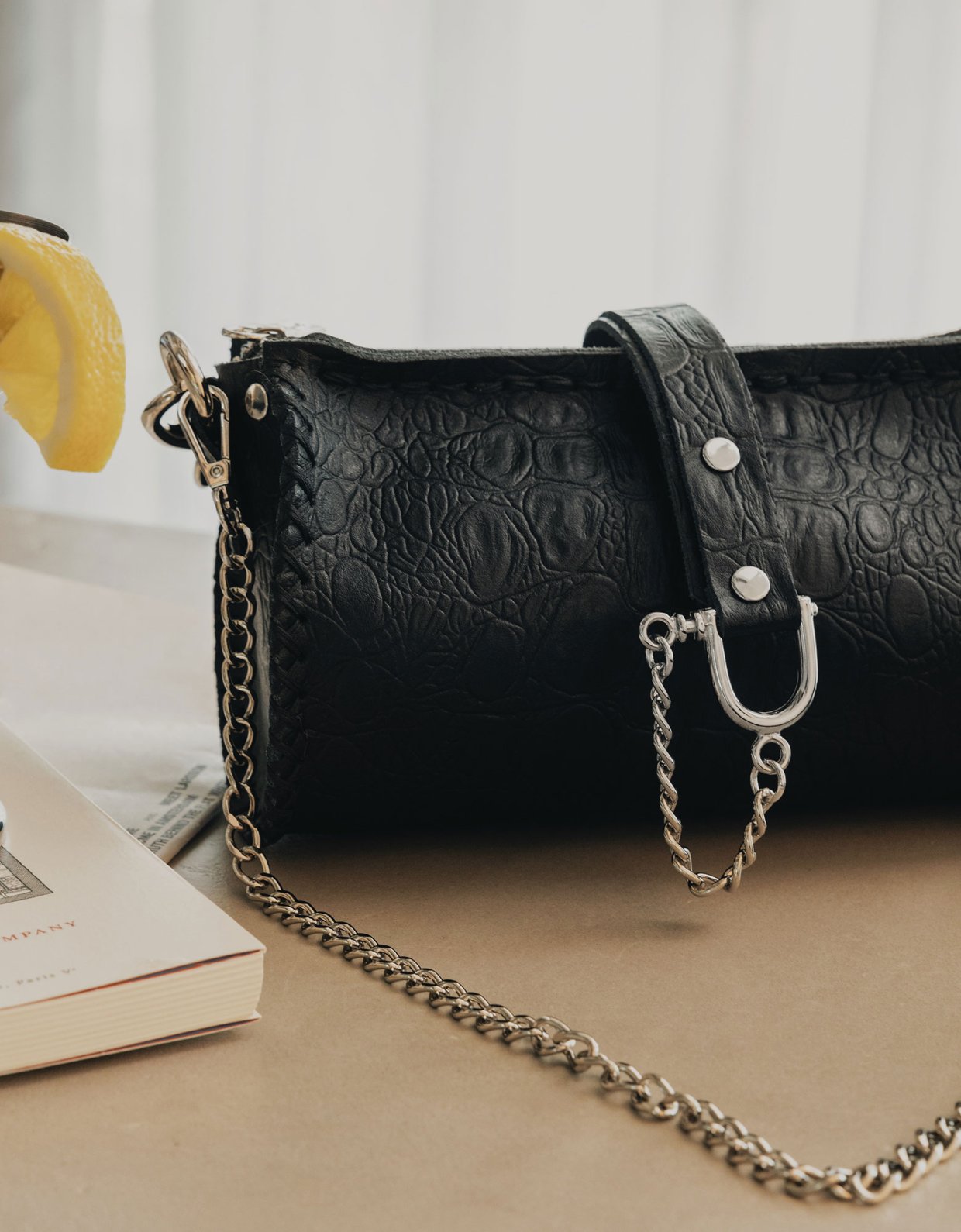 Individual Art Leather High on emotion bag black-nickel