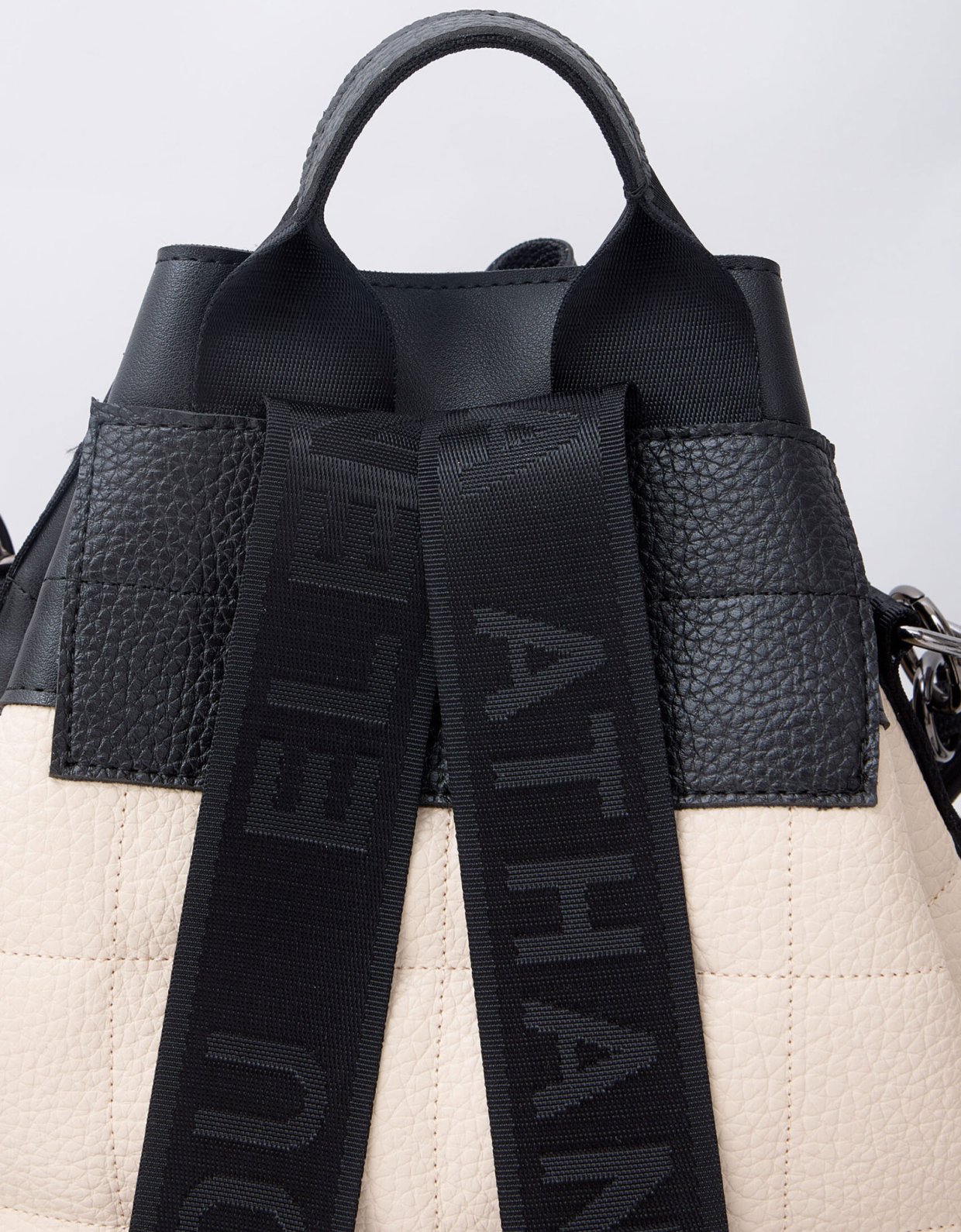 Elena Athanasiou Holiday bag combo creme