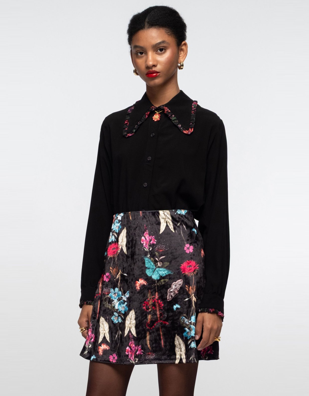 Peace and Chaos Hydrangea mini velvet skirt