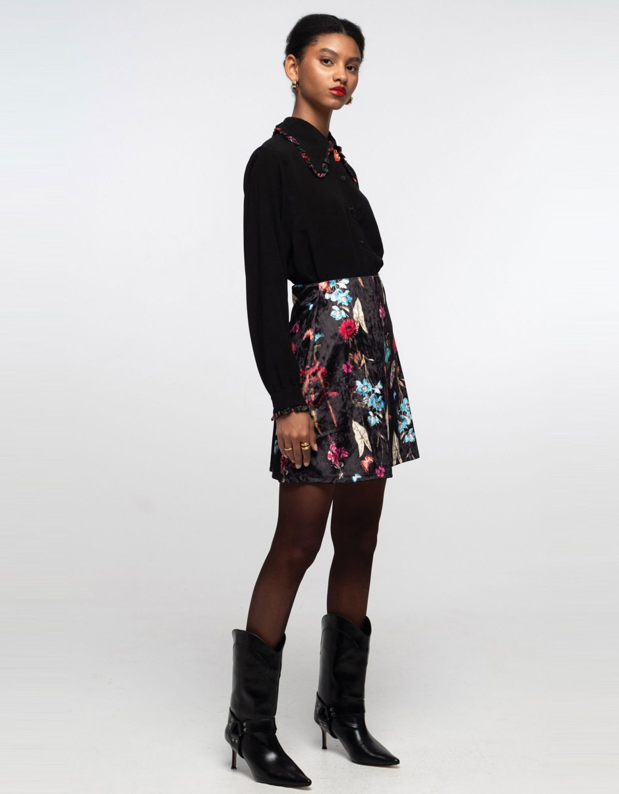 Peace and Chaos Hydrangea mini velvet skirt