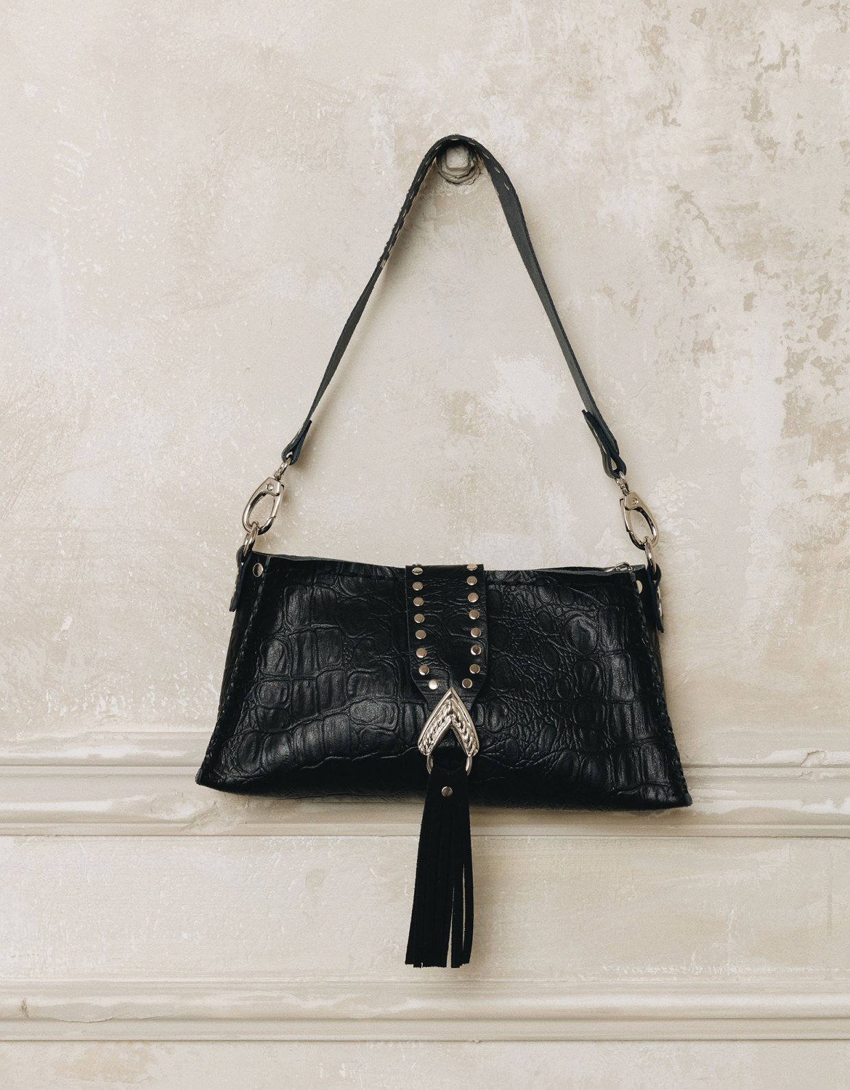 Individual Art Leather I am love bag black nickel