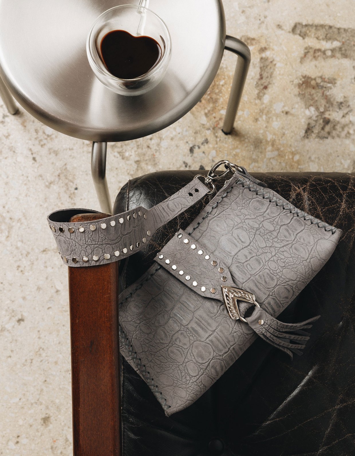 Individual Art Leather I am love bag gray suede nickel