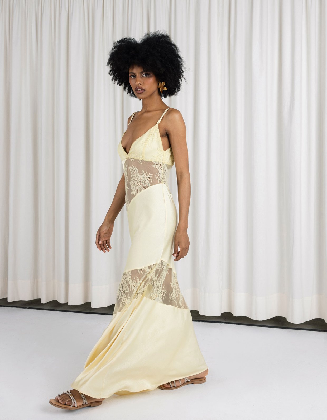 Abstracto Alkyone lace dress