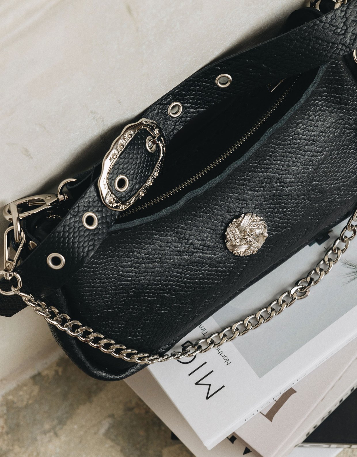 Individual Art Leather Kashmir bag black nickel