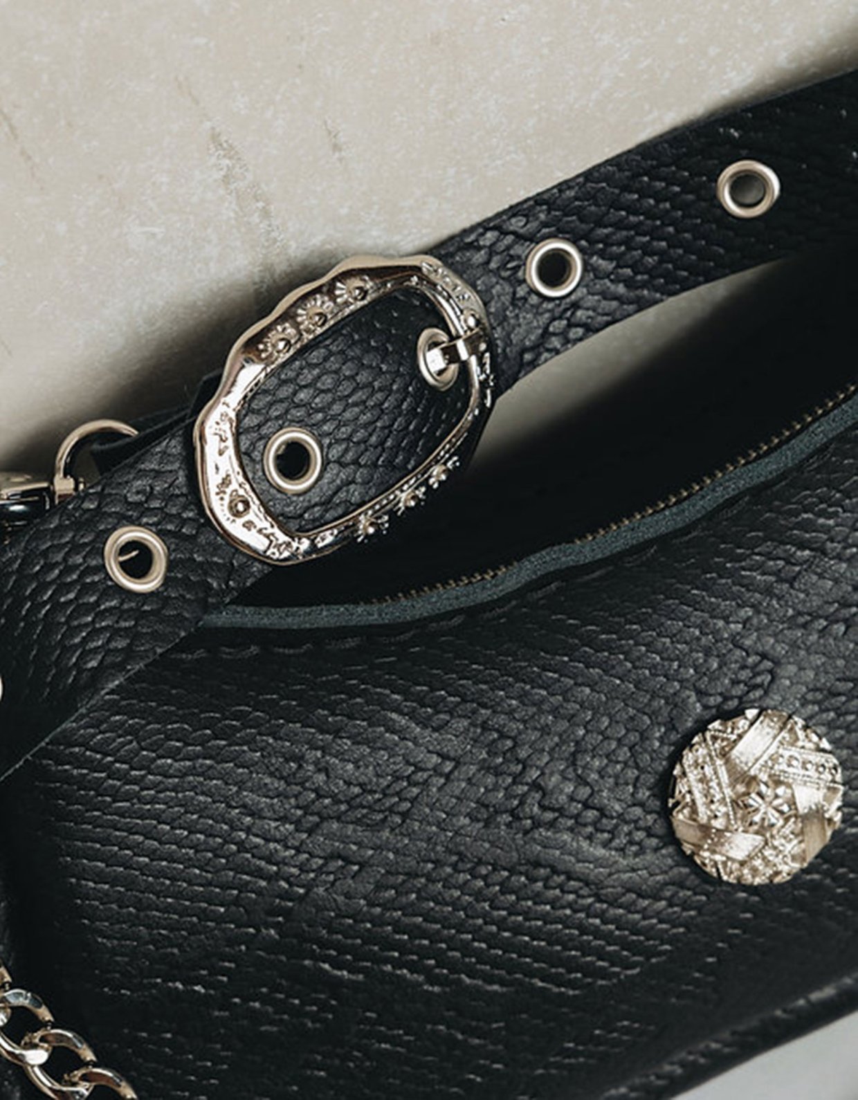 Individual Art Leather Kashmir bag black-nickel