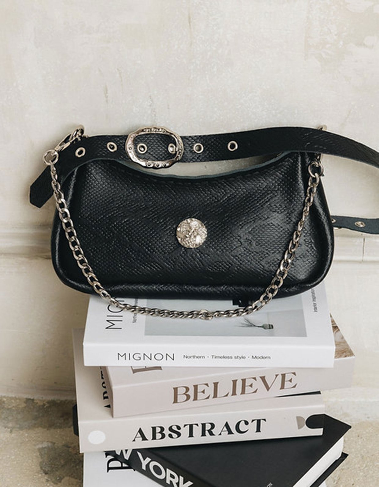 Individual Art Leather Kashmir bag black-nickel