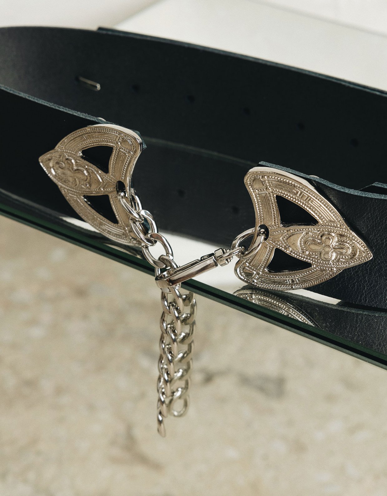 Individual Art Leather Keep shake leather belt black nickel