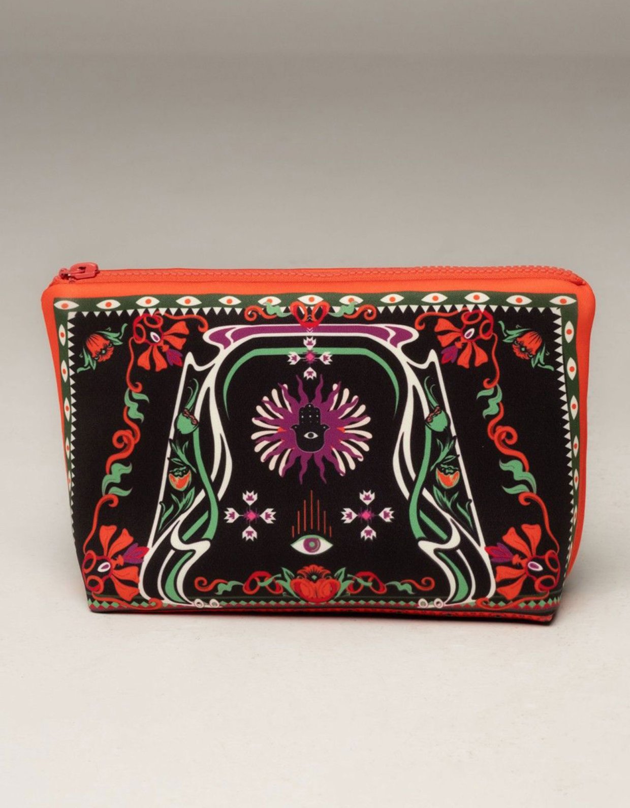 Peace and Chaos Kindred pouch