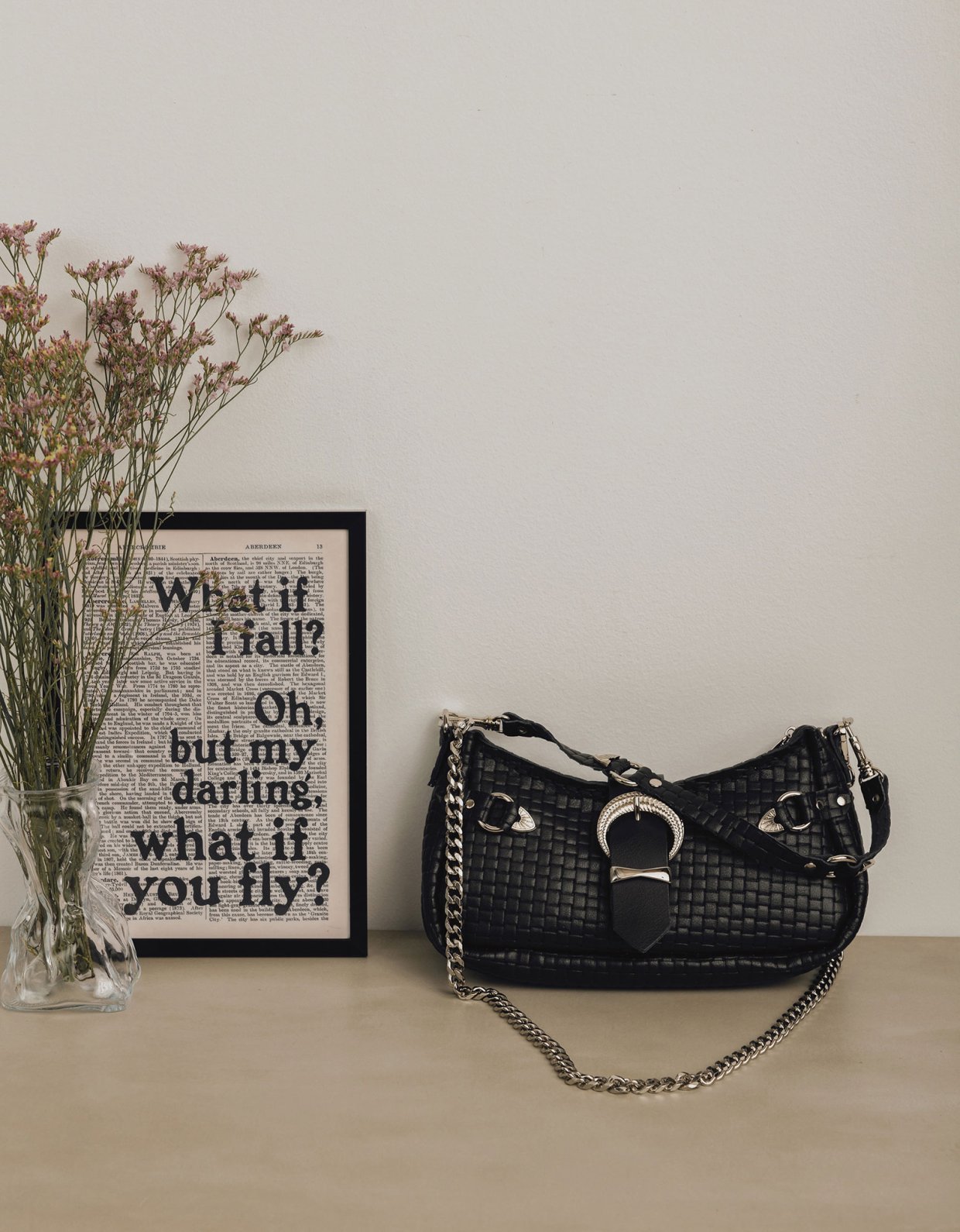 Individual Art Leather Kiss of life bag black-nickel