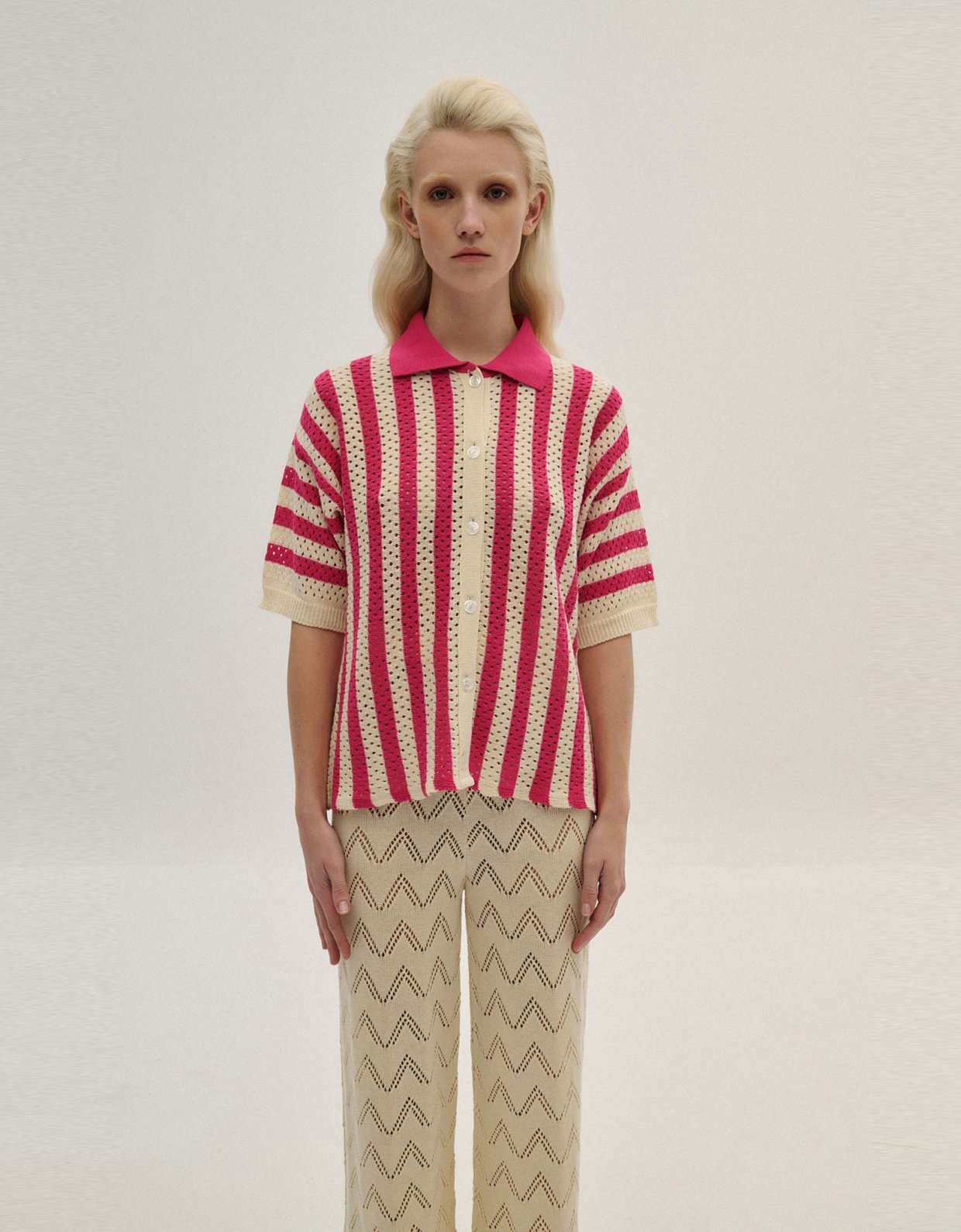 Combos Knitwear Knit stripped polo cardigan ecru-fuchsia