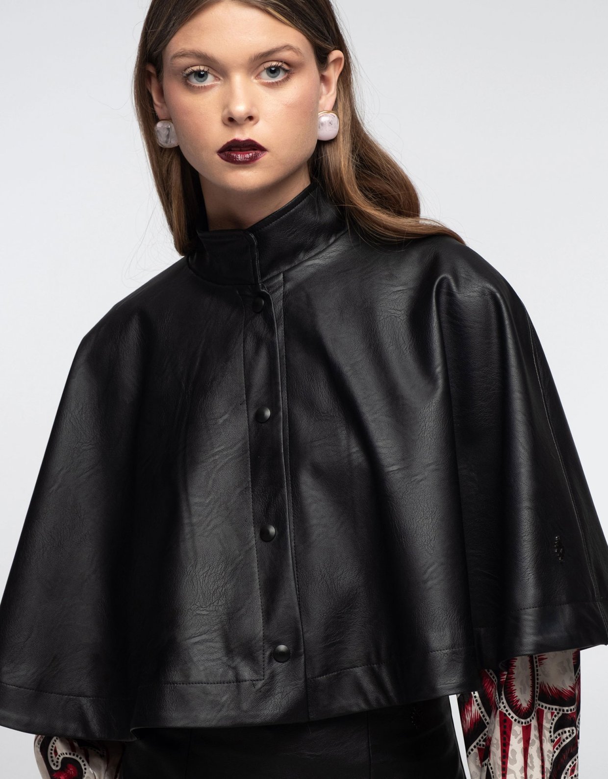 Peace and Chaos Liquorice cape black