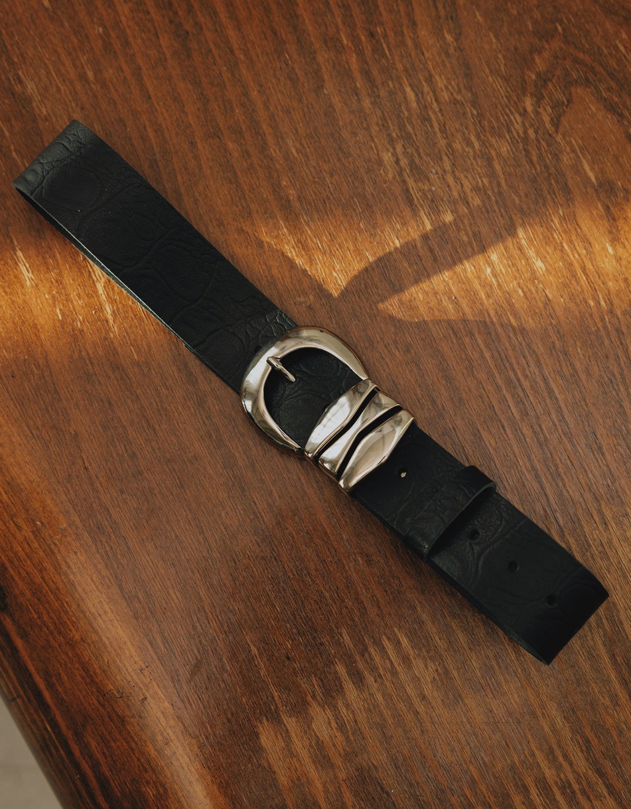 Individual Art Leather Love over gold belt black-nickel