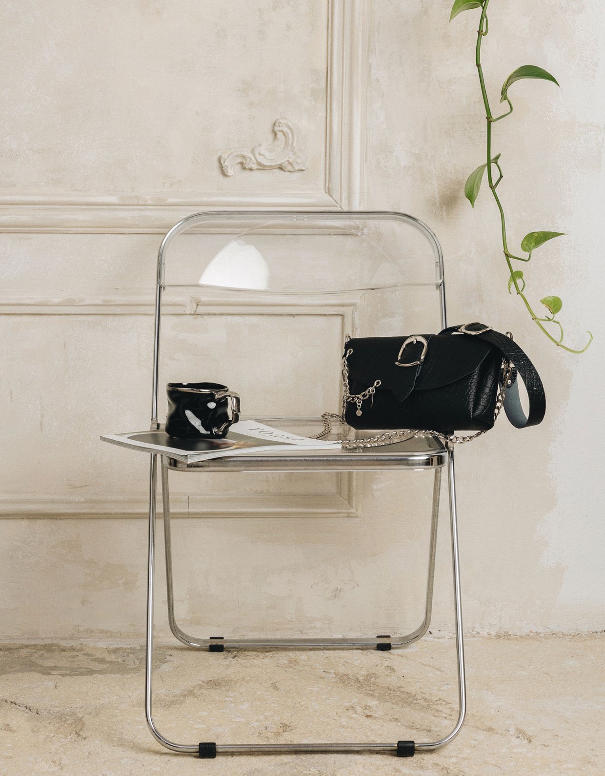 Individual Art Leather Love song bag black nickel