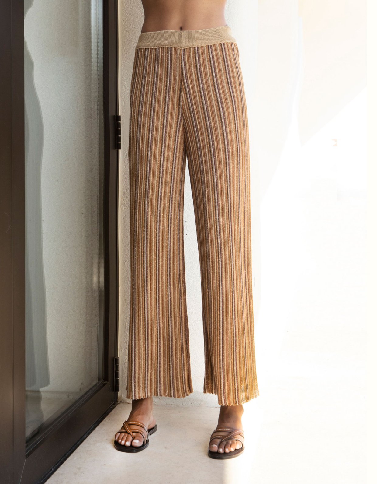 Aggel Knitwear Lurex knit pants tan gold-bronze