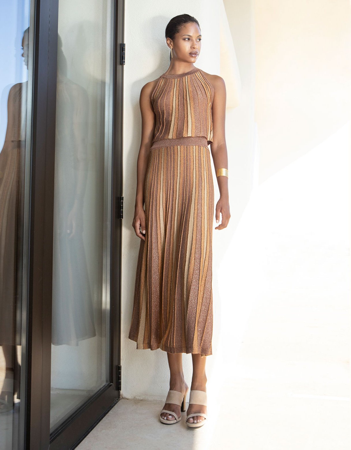 Aggel Knitwear Lurex midi knit skirt tan gold-mocca