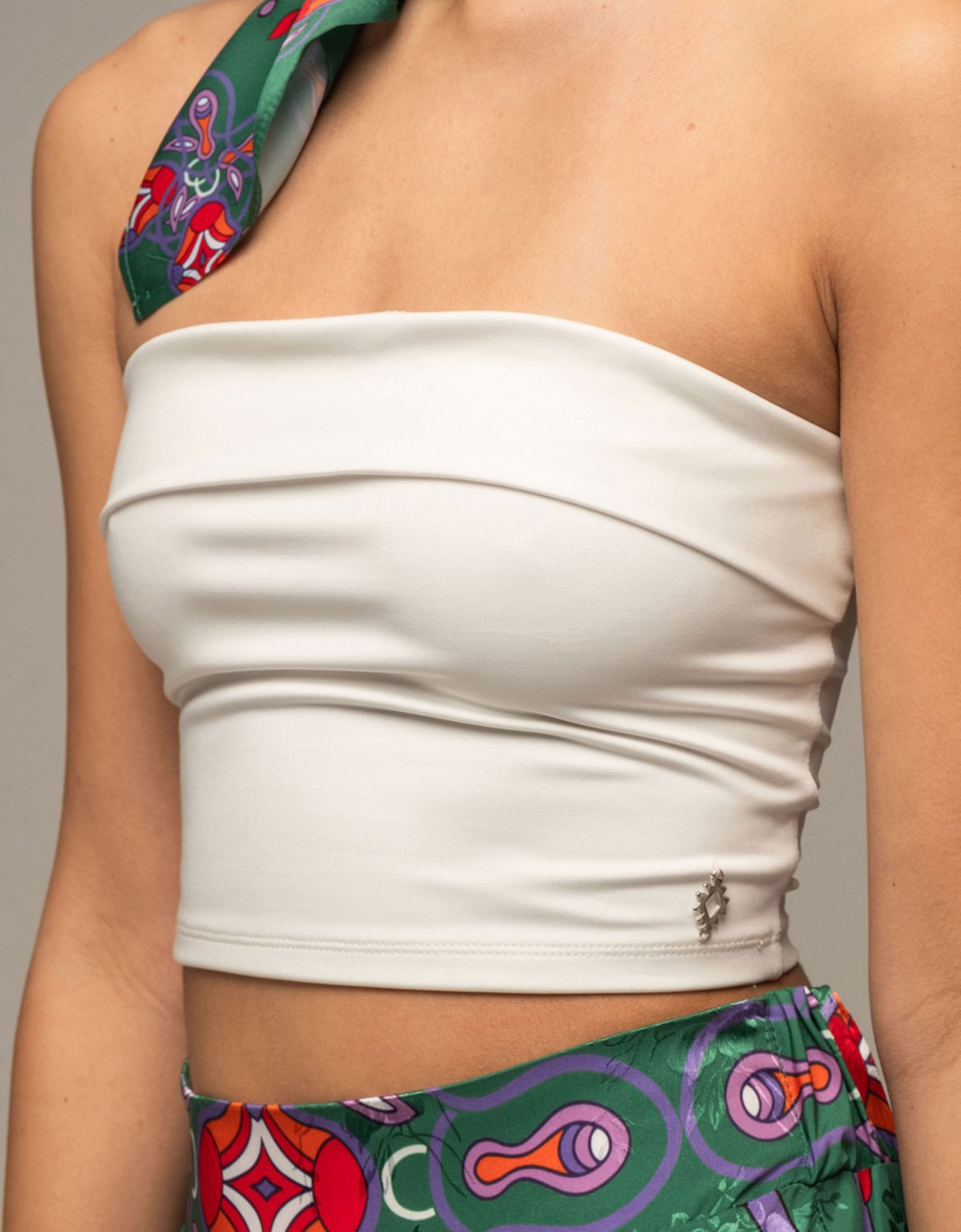 Peace and Chaos Mare top white
