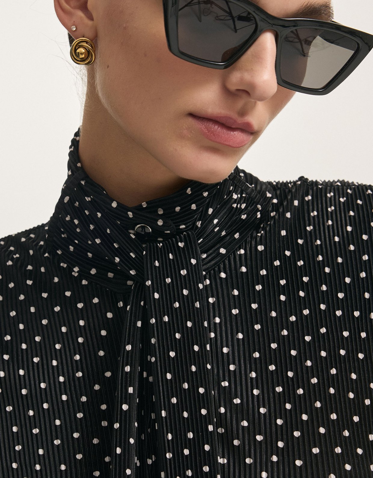 Nadia Rapti Milan shirt black