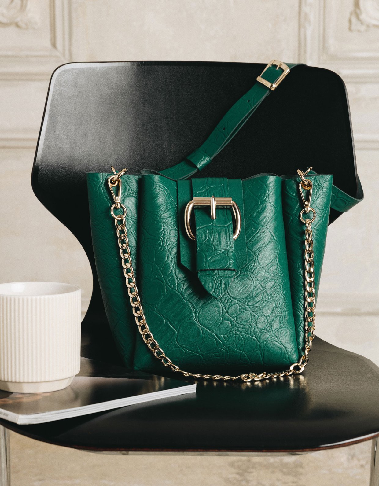Individual Art Leather Missing bag forest green gold