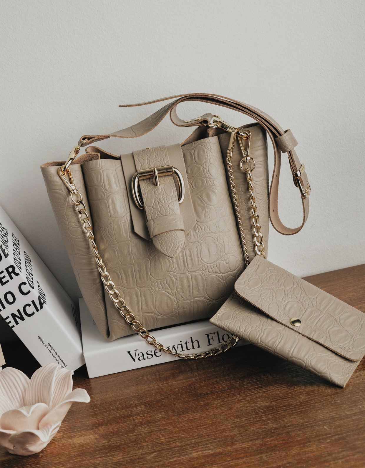 Individual Art Leather Missing bag stone beige-gold