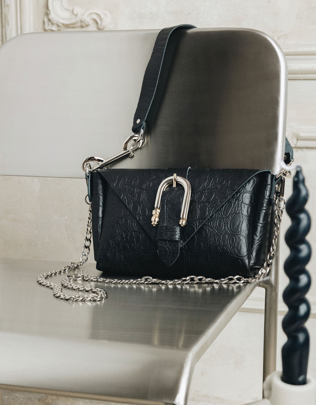 Individual Art Leather Move bag black nickel