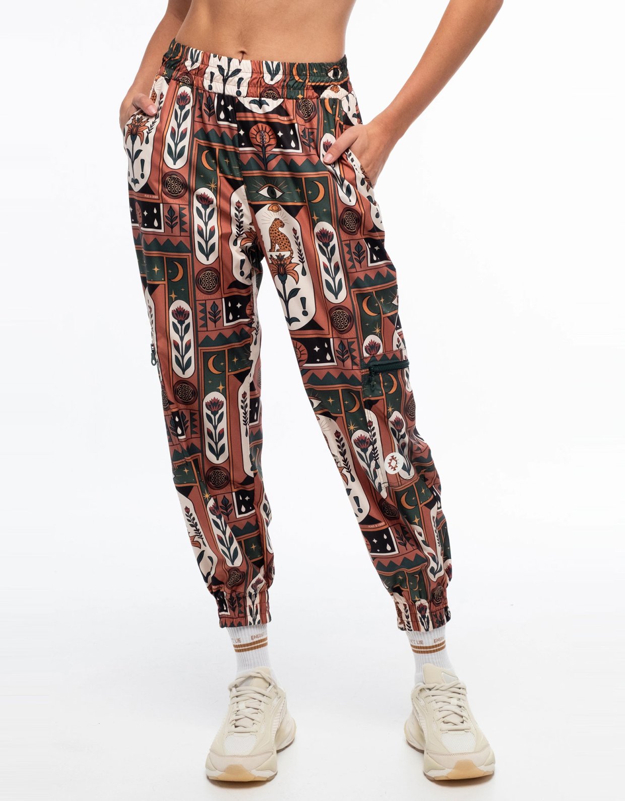 Peace and Chaos Mystic bloom training pants