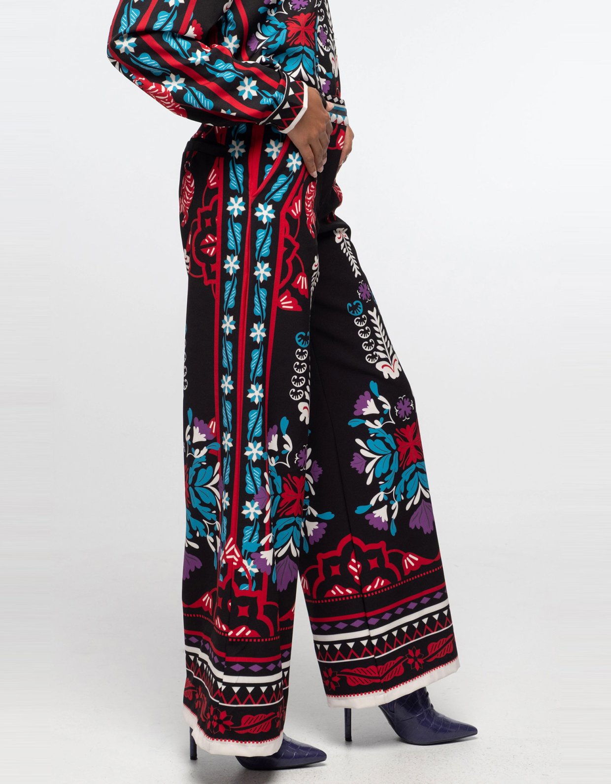 Peace and Chaos Mythical pants