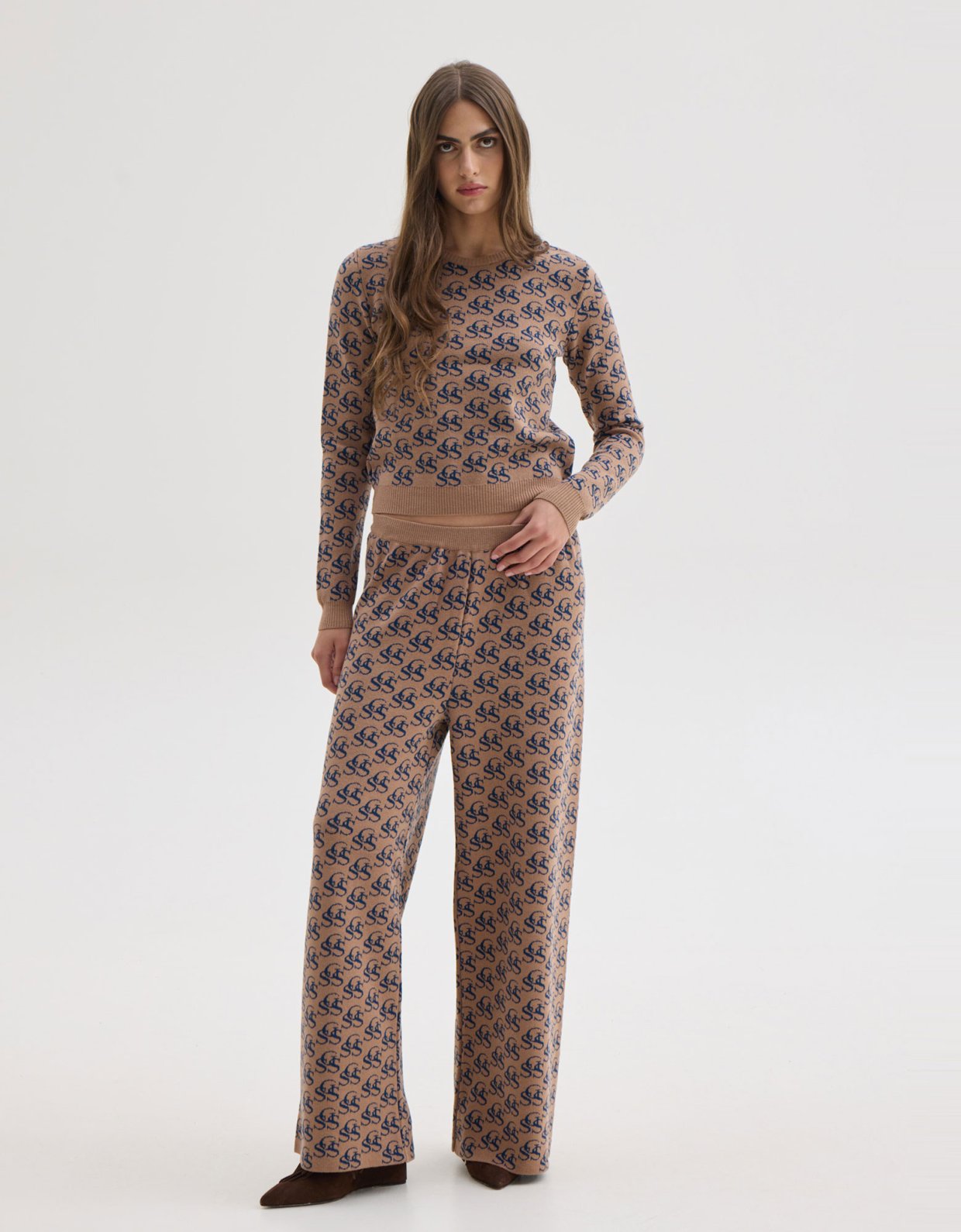Sunset go Nancy knit top beige/blue ssg print