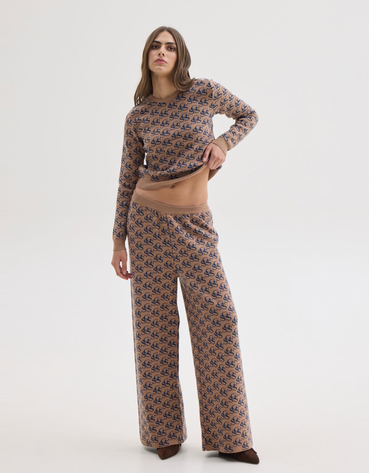 Sunset go Nancy knit top beige/blue ssg print