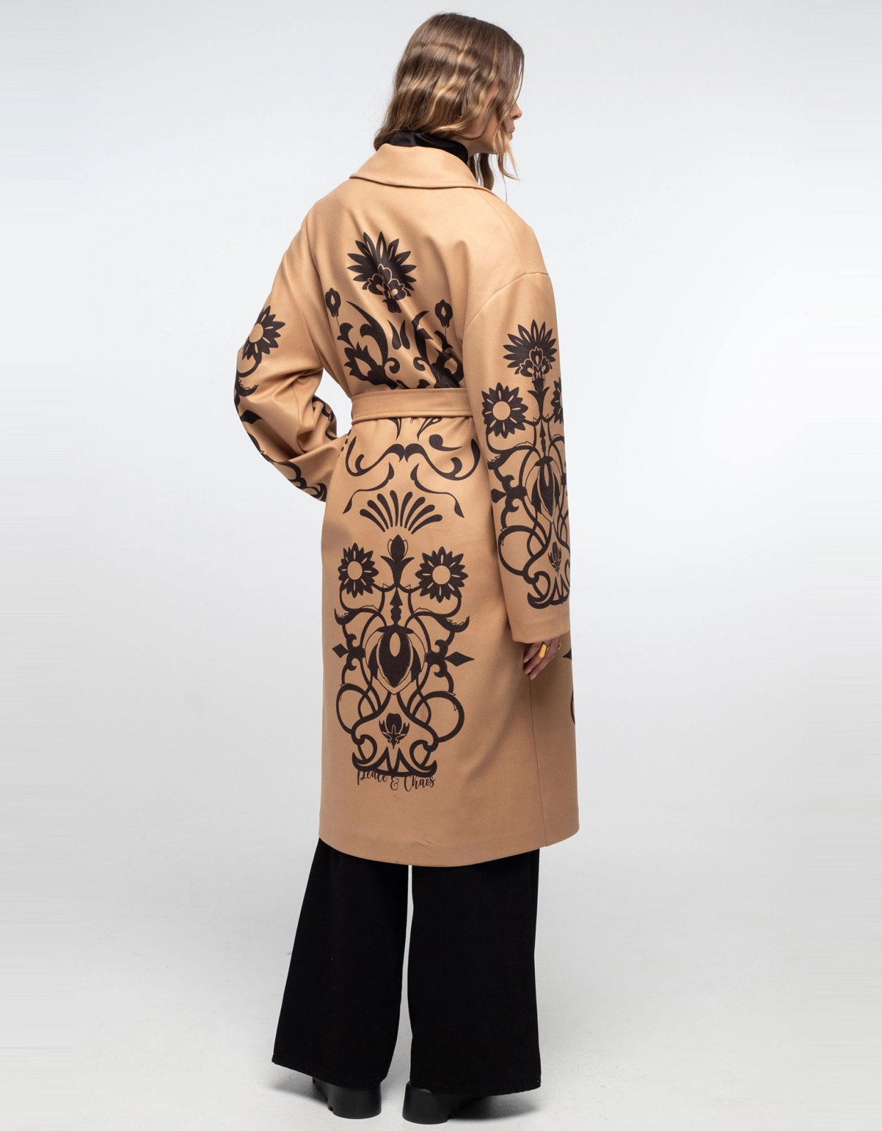 Peace and Chaos Oak coat