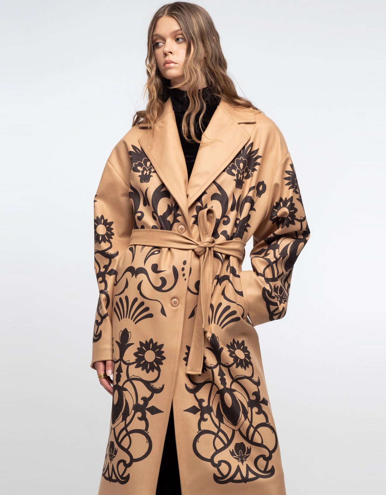 Peace and Chaos Oak coat