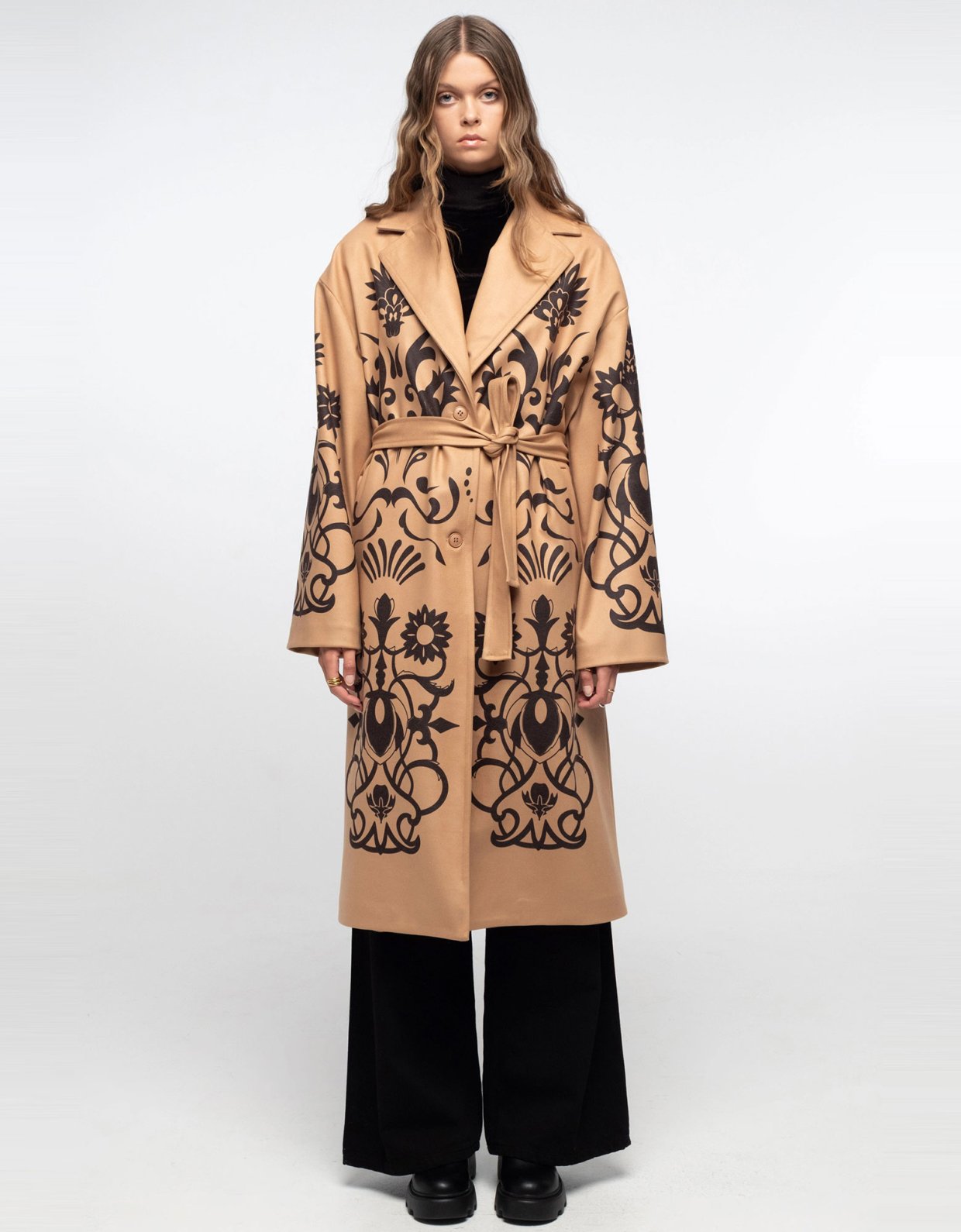 Peace and Chaos Oak coat