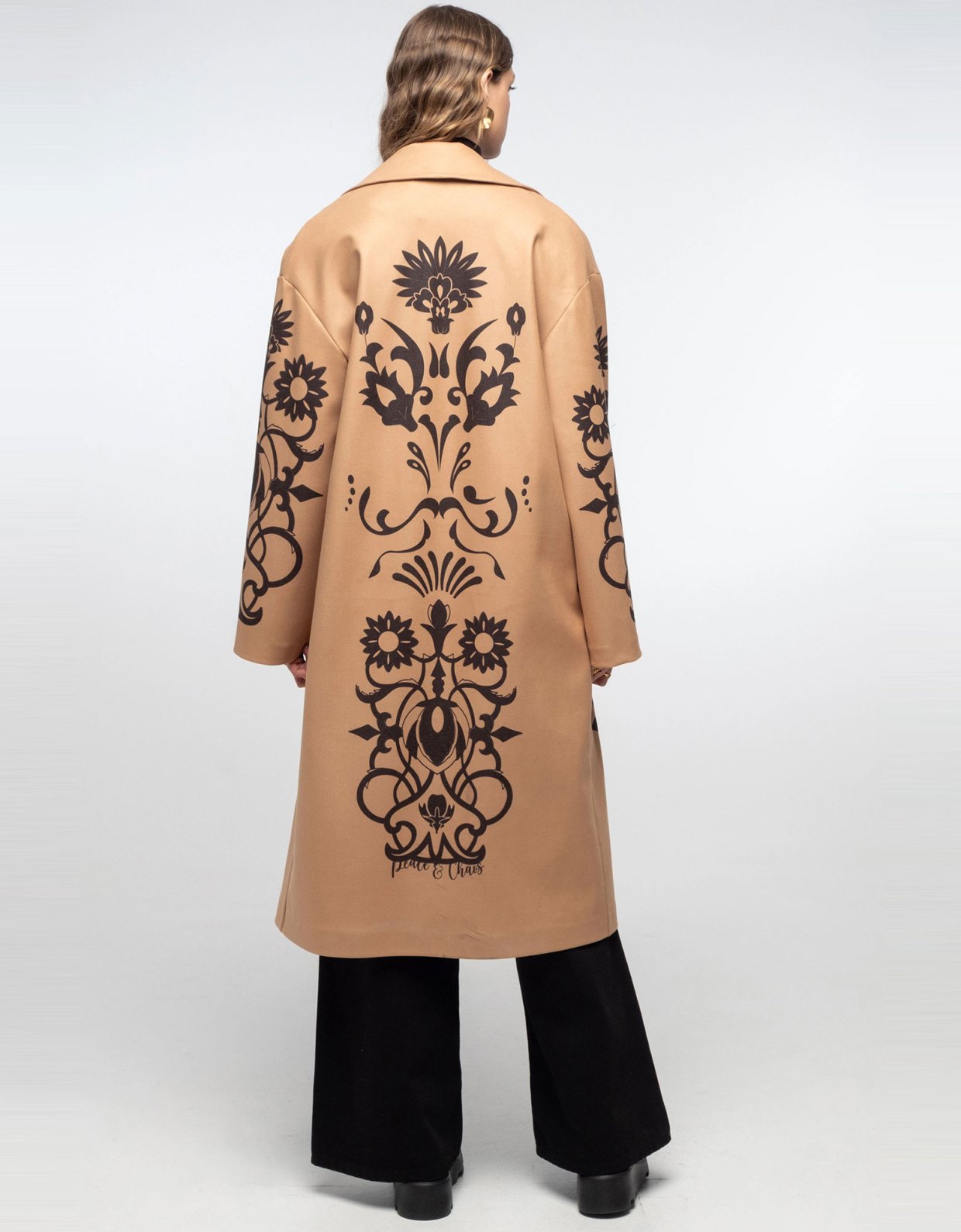 Peace and Chaos Oak coat