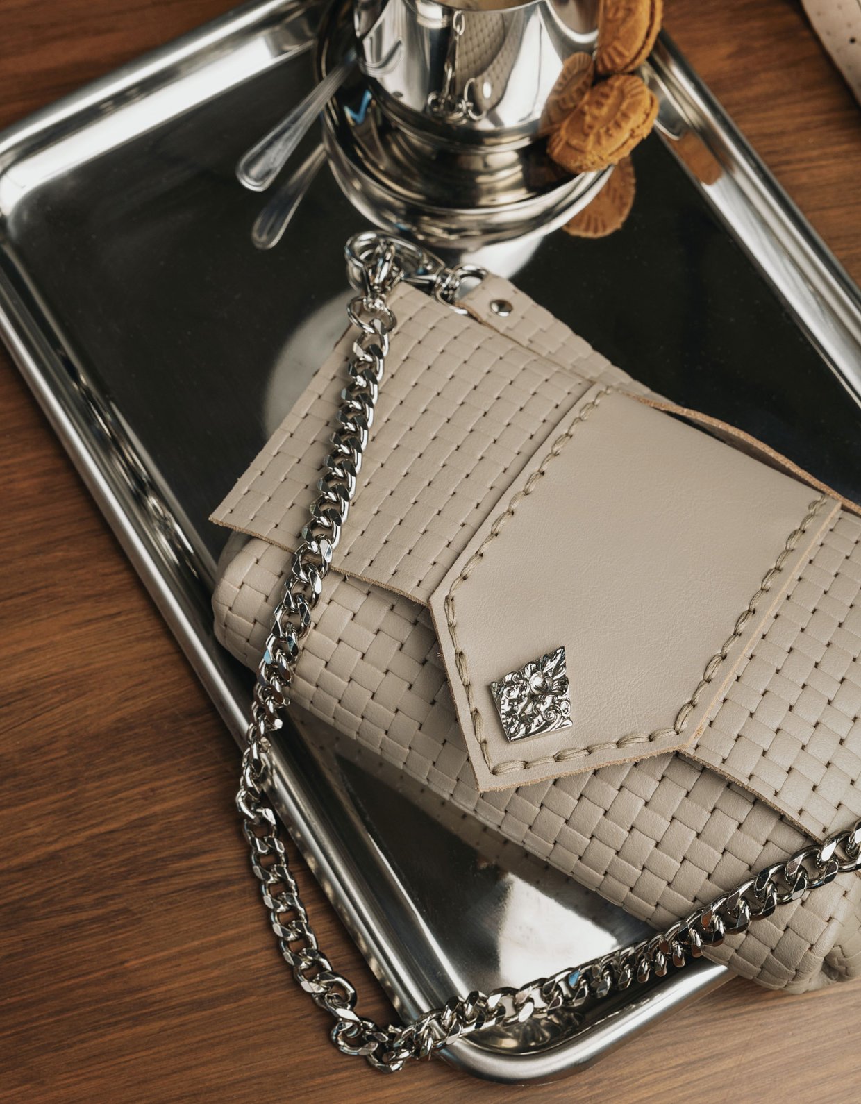 Individual Art Leather Old and wise bag stone beige-nickel