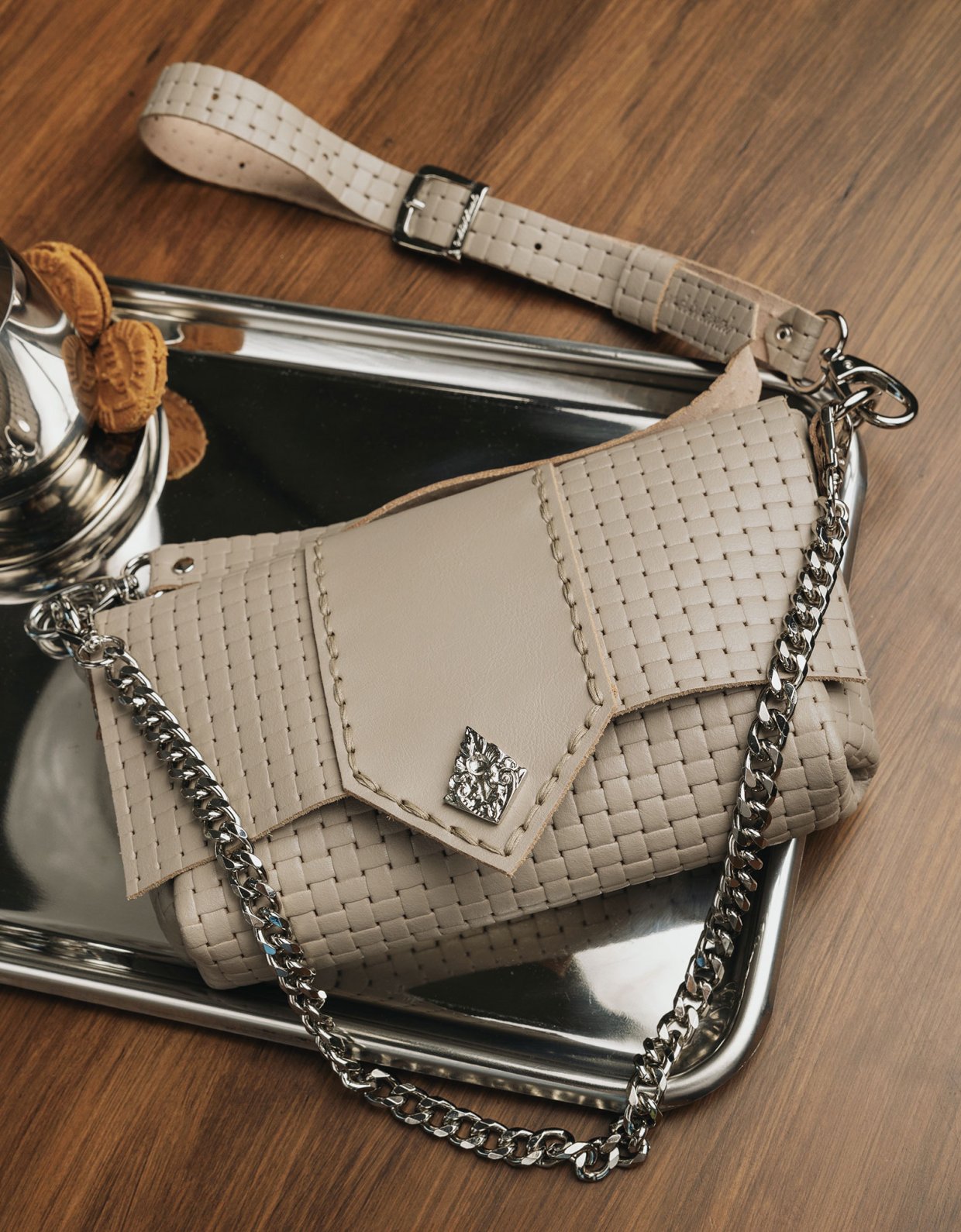 Individual Art Leather Old and wise bag stone beige-nickel