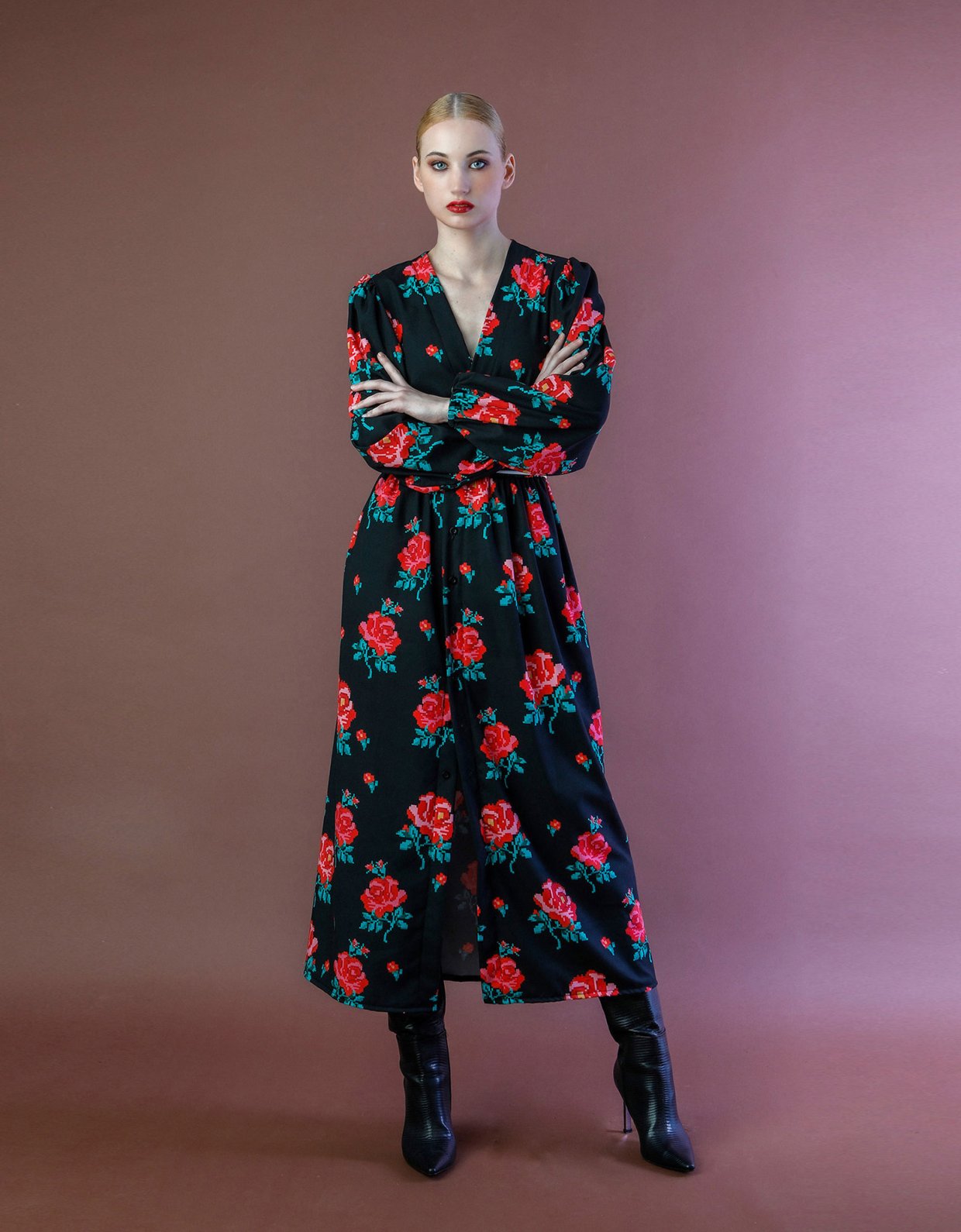 Bee Me Olivia dress roses