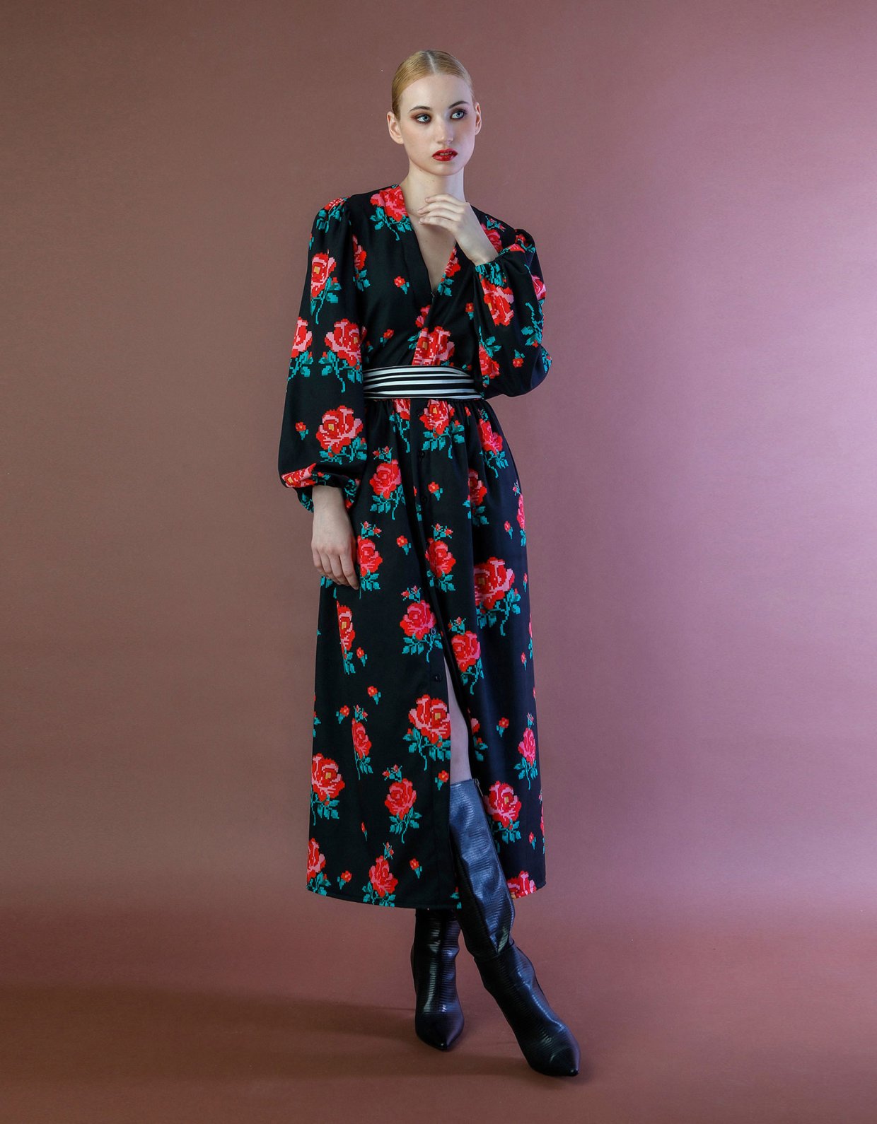 Bee Me Olivia dress roses