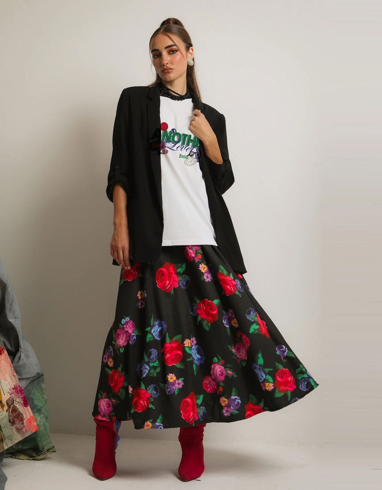 Bee Me Pearl skirt roses