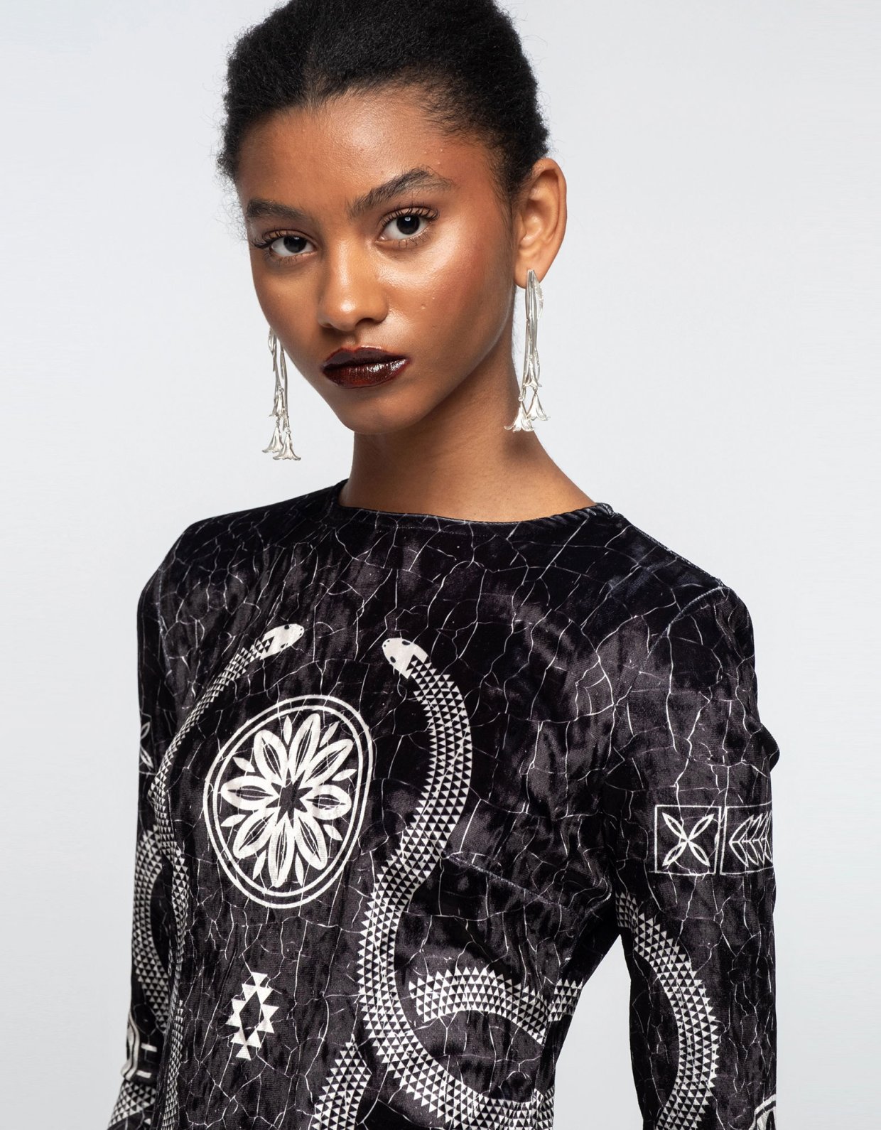 Peace and Chaos Philosophy bodycon dress velvet