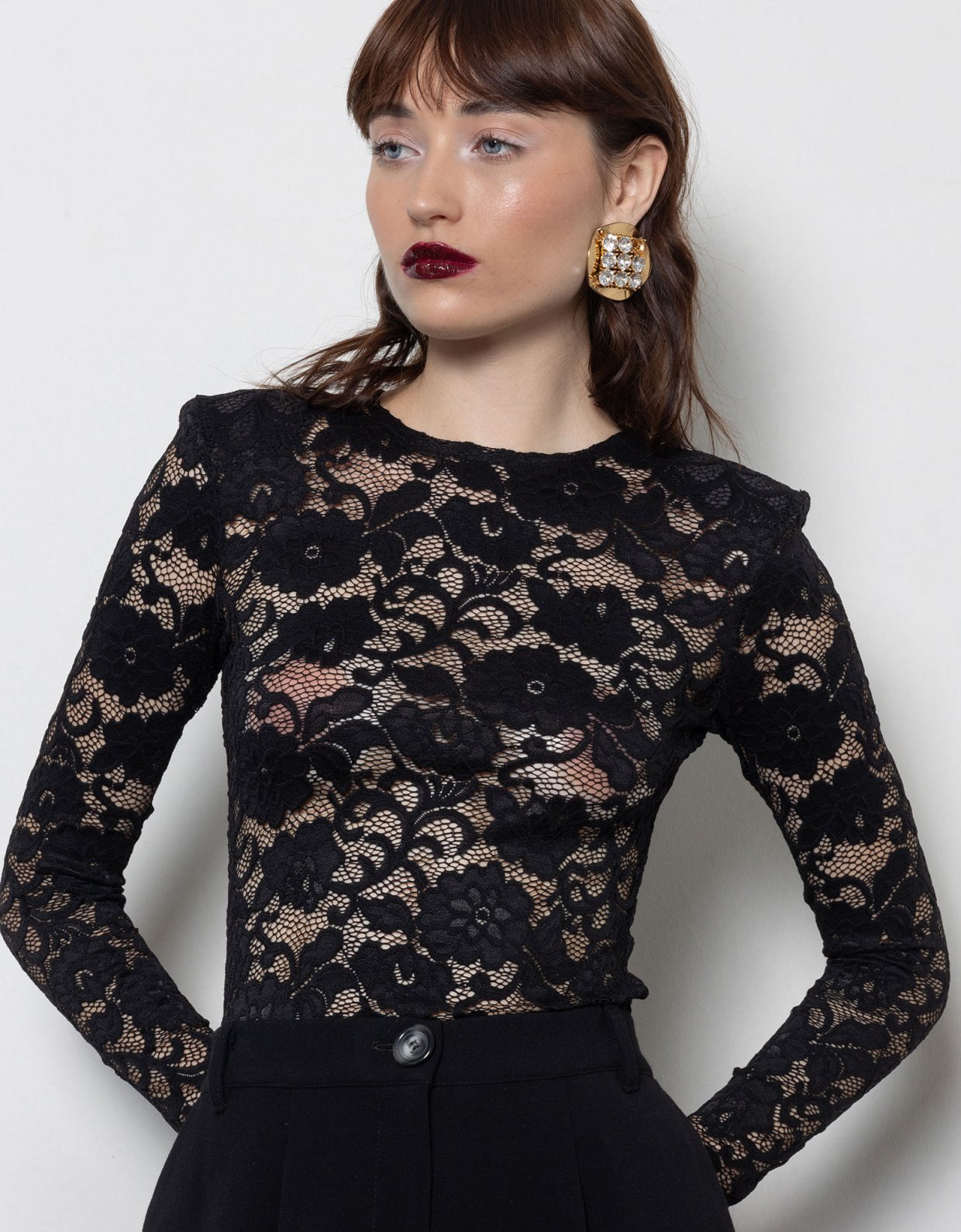 Mallory the label Rebel rose lace top