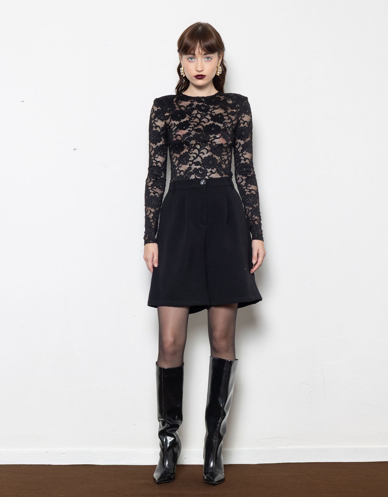 Mallory the label Rebel rose lace top