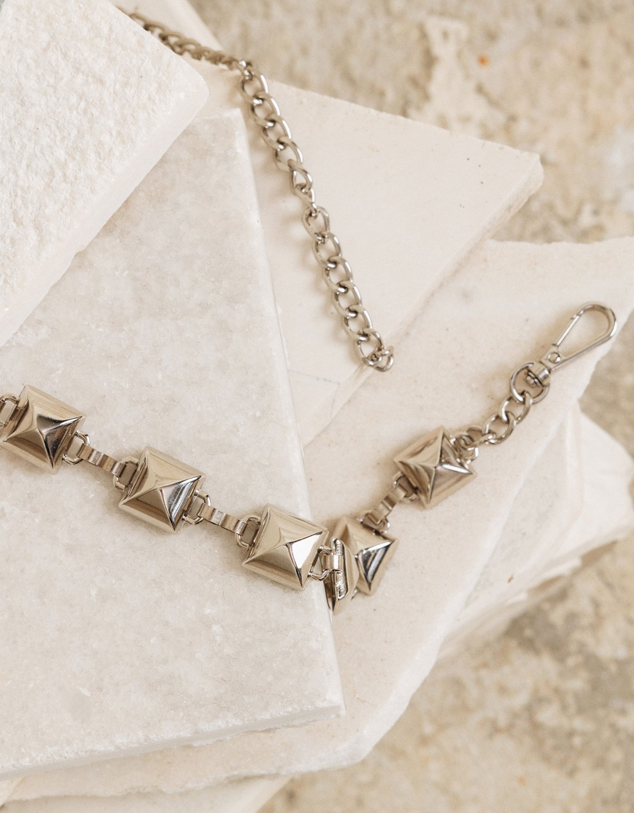Individual Art Leather Reckless chain belt nickel